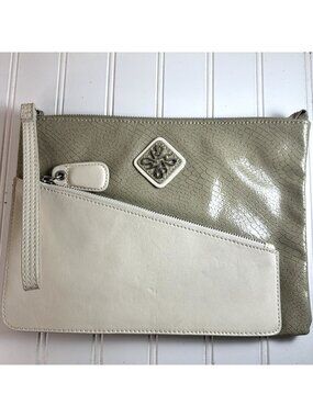 Simply Vera Vera Wang Beige Cosmetic Make Up Travel Bag Pouch Case  Zip Closure